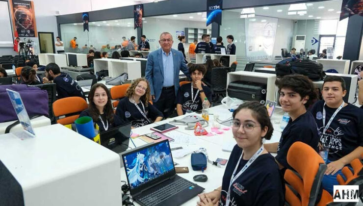 “NASA Space Apps Challenge Türkiye” Adana’da Yapıldı