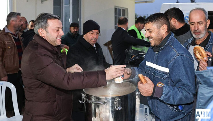 Başkan Kocaispir Çalışanları Ziyaret Etti