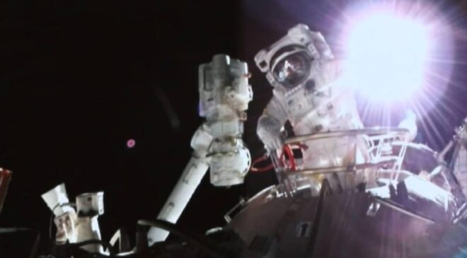 Çin’in uzay istasyonundaki taykonot ekibi ikinci uzay yürüyüşünü yaptı