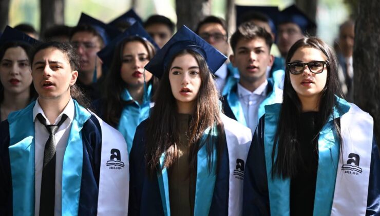 ASELSAN Mesleki ve Teknik Anadolu Lisesi ilk mezunlarını verdi