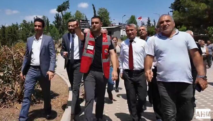 Başkan Kozay Park Ekibini Denetledi: “Parlayan Çukurova İçin Çalışıyoruz”