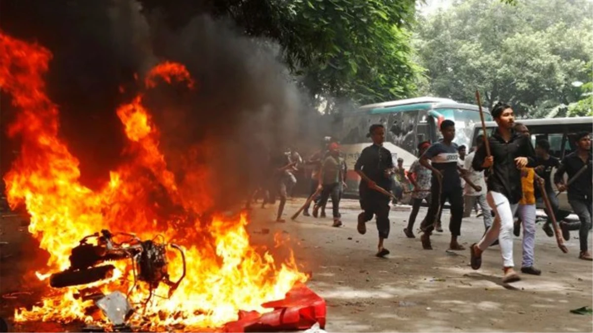 Bangladeş’teki Başbakan Şeyh Hasina’ya karşı protestoların arkasında ne var?