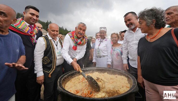 Zeydan Karalar, Saimbeyli’de Halkla Buluştu