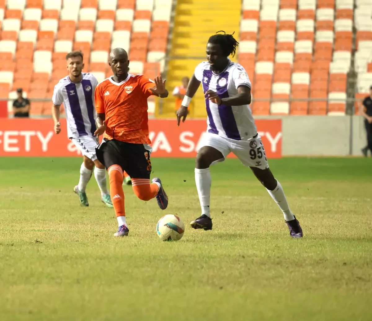 Adanaspor ve Ankara Keçiörengücü 1-1 Berabere Kaldı