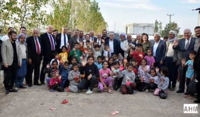 İYİ Parti Adana’dan Mevsimlik İşçilere Destek Ziyareti